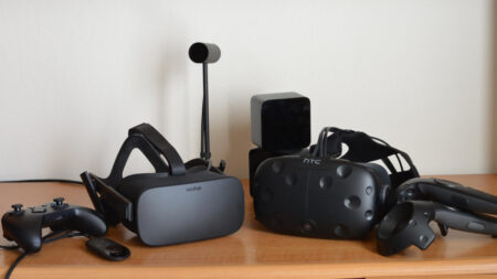 Oculus Rift v HTC Vive: Which VR headset should you get?
