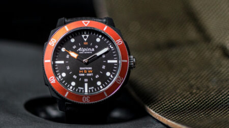 Alpina's Seastrong Horological is a hybrid smartwatch for divers