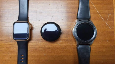 Google Pixel Watch left in restaurant gets snapped next to the Apple Watch