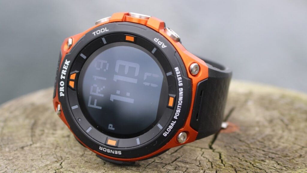 casio-android-wear-smartwatch-1-1495702584-EvZ6-full-width-inline